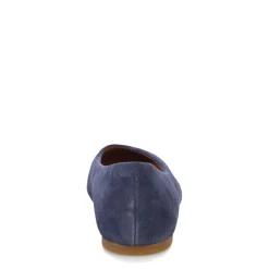 Women's Born, Batti Flat