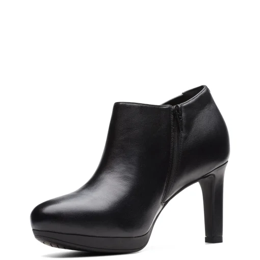 Women's Clarks, Ambyr Hope Shootie