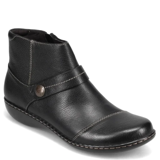 Women's Clarks, Ashland Pine Boot