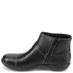 Women's Clarks, Ashland Pine Boot