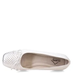 Women's Cliffs by White Mountain, Bessy Flat
