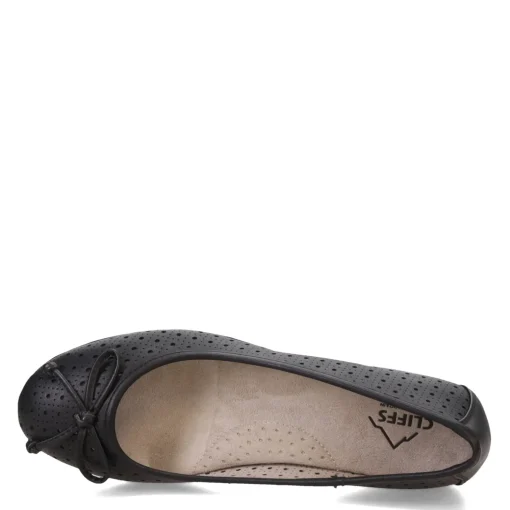 Women's Cliffs by White Mountain, Cheryl Flat