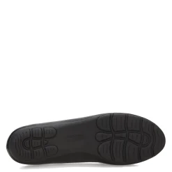 Women's Cliffs by White Mountain, Glowing Loafer