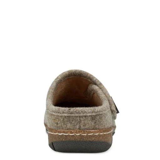Women's Earth, Ezra Clog