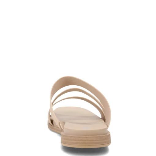 Women's MIA, Keona Sandal