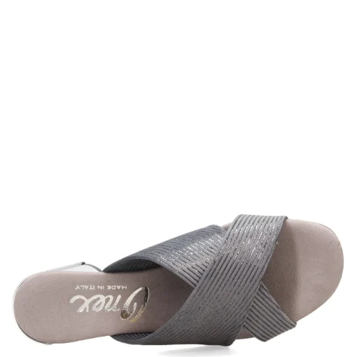 Women's Onex, Alma Sandal