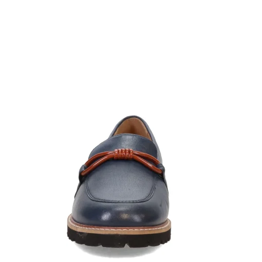 Women's Trotters, Deanna Loafer