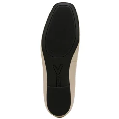 Women's Vionic, Hayes Flat