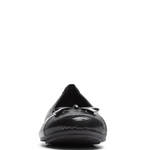 Women's Vionic, Spark Minna Flat